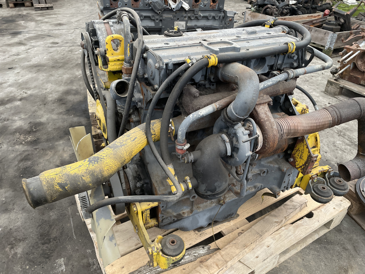 Deutz F4L912 - silnik - Mesin untuk Peralatan konstruksi: gambar 3 Deutz F4L912 - silnik - Mesin untuk Peralatan konstruksi: gambar 3