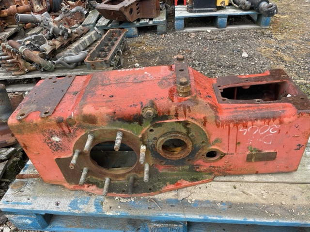 Deutz Fahr 2004 - Obudowa Tylnego Mostu | Obudowa Skrzyni Biegów - Poros dan bagian untuk Peralatan pertanian: gambar 4 Deutz Fahr 2004 - Obudowa Tylnego Mostu | Obudowa Skrzyni Biegów - Poros dan bagian untuk Peralatan pertanian: gambar 4