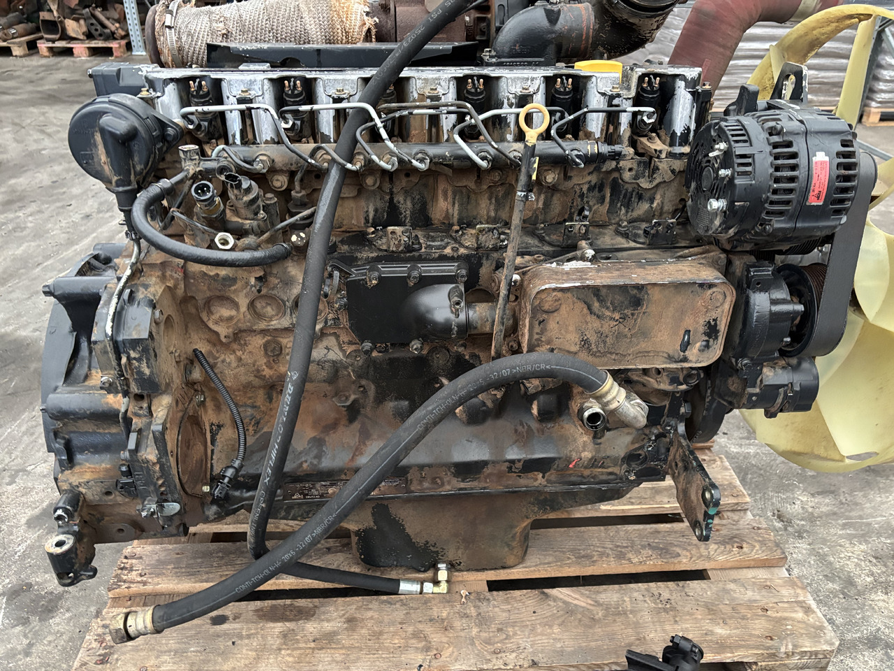 Deutz TCD 2012 L06 2V TCD2012L062V C3UI120 Silnik KOMPLETNY 04289543R GP1022511 - Suku Cadang Mesin untuk Peralatan konstruksi: gambar 4 Deutz TCD 2012 L06 2V TCD2012L062V C3UI120 Silnik KOMPLETNY 04289543R GP1022511 - Suku Cadang Mesin untuk Peralatan konstruksi: gambar 4