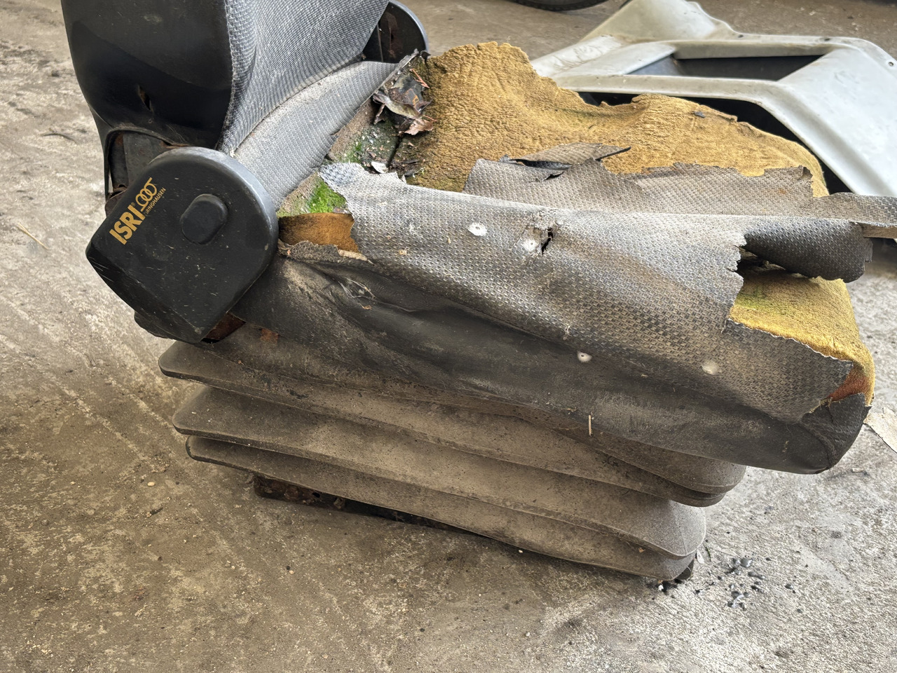 Dieci 185 - Ładowarka Teleskopowa - Fotel Kierowcy Siedzenie - Tempat duduk untuk Telehandler: gambar 3 Dieci 185 - Ładowarka Teleskopowa - Fotel Kierowcy Siedzenie - Tempat duduk untuk Telehandler: gambar 3