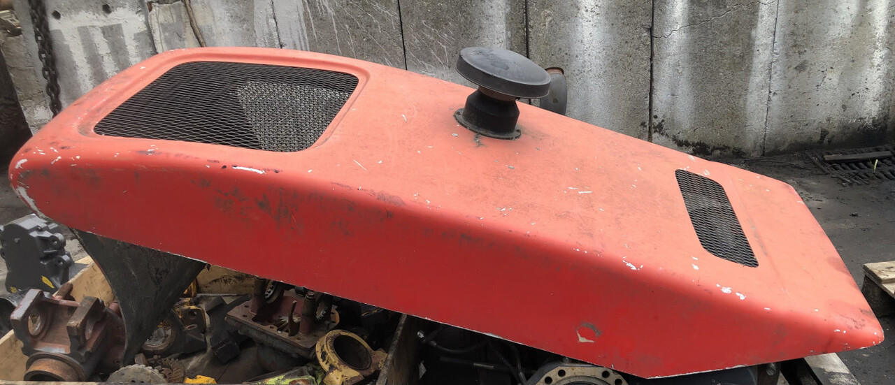 Faresin-maska/pokrywa silnika - Kerudung untuk Peralatan pertanian: gambar 1 Faresin-maska/pokrywa silnika - Kerudung untuk Peralatan pertanian: gambar 1