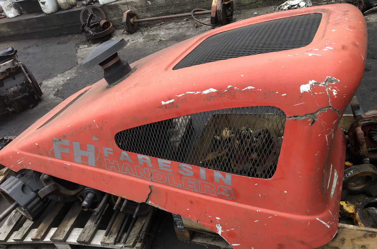 Faresin-maska/pokrywa silnika - Kerudung untuk Peralatan pertanian: gambar 2 Faresin-maska/pokrywa silnika - Kerudung untuk Peralatan pertanian: gambar 2