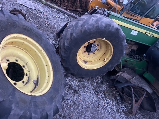 Felga 15x24 john deere 3200 , 3215 , 3220, 3400 , 3415 , 3420 - Pelek untuk Peralatan pertanian: gambar 5 Felga 15x24 john deere 3200 , 3215 , 3220, 3400 , 3415 , 3420 - Pelek untuk Peralatan pertanian: gambar 5