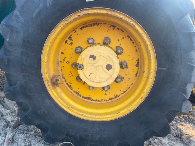 Felgi 10 szpilek Manitou JCB 4szt. - Pelek untuk Peralatan pertanian: gambar 1 Felgi 10 szpilek Manitou JCB 4szt. - Pelek untuk Peralatan pertanian: gambar 1