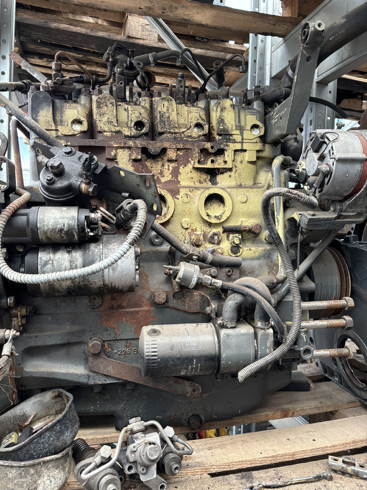 Fendt 309 Deutz TD226-B4 MWM Silnik Blok Pokrywa Obudowa Koło Zamachowe Miska Olejowa CZĘŚCI - Roda gila untuk Peralatan pertanian: gambar 4 Fendt 309 Deutz TD226-B4 MWM Silnik Blok Pokrywa Obudowa Koło Zamachowe Miska Olejowa CZĘŚCI - Roda gila untuk Peralatan pertanian: gambar 4