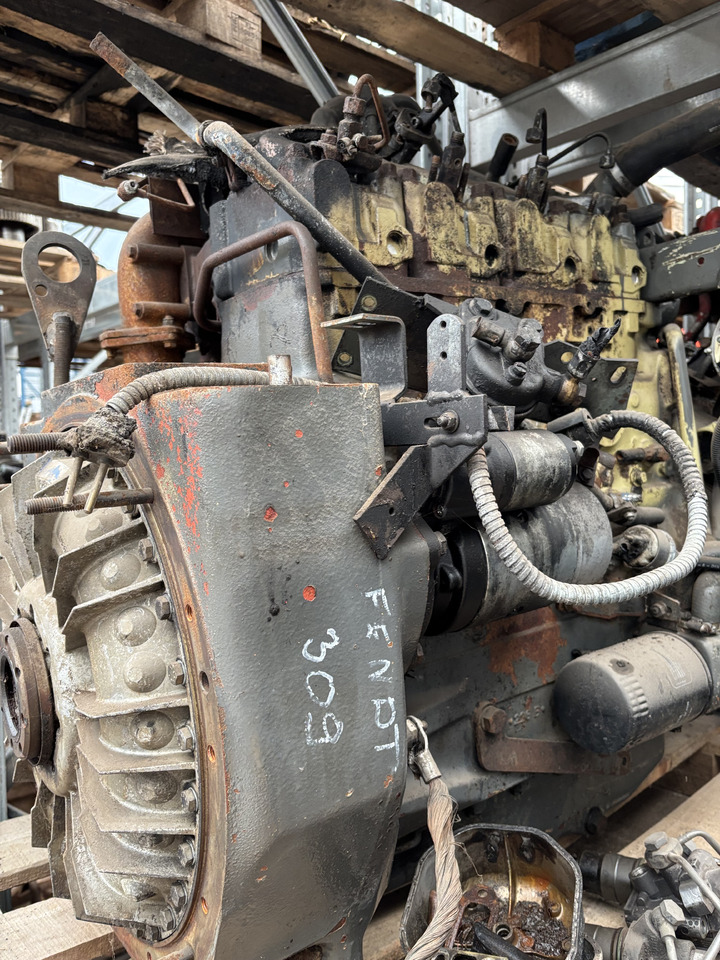 Fendt 309 Deutz TD226-B4 MWM Silnik Blok Pokrywa Obudowa Koło Zamachowe Miska Olejowa CZĘŚCI - Roda gila untuk Peralatan pertanian: gambar 2 Fendt 309 Deutz TD226-B4 MWM Silnik Blok Pokrywa Obudowa Koło Zamachowe Miska Olejowa CZĘŚCI - Roda gila untuk Peralatan pertanian: gambar 2