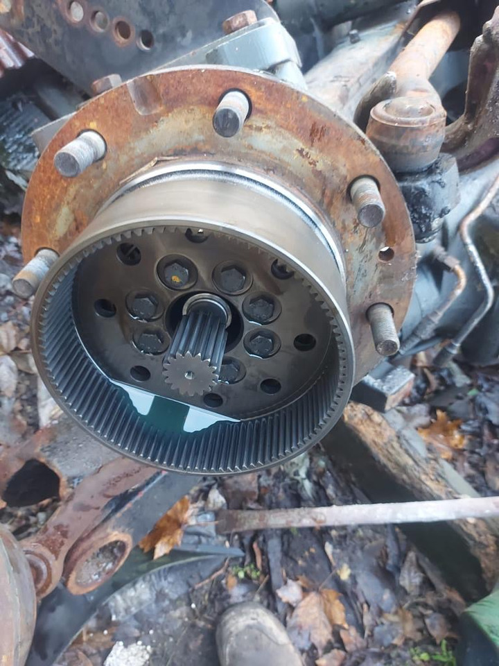 Fendt 509 Turbomatic - zwolnica oś przednia - Final drive untuk Peralatan pertanian: gambar 3 Fendt 509 Turbomatic - zwolnica oś przednia - Final drive untuk Peralatan pertanian: gambar 3