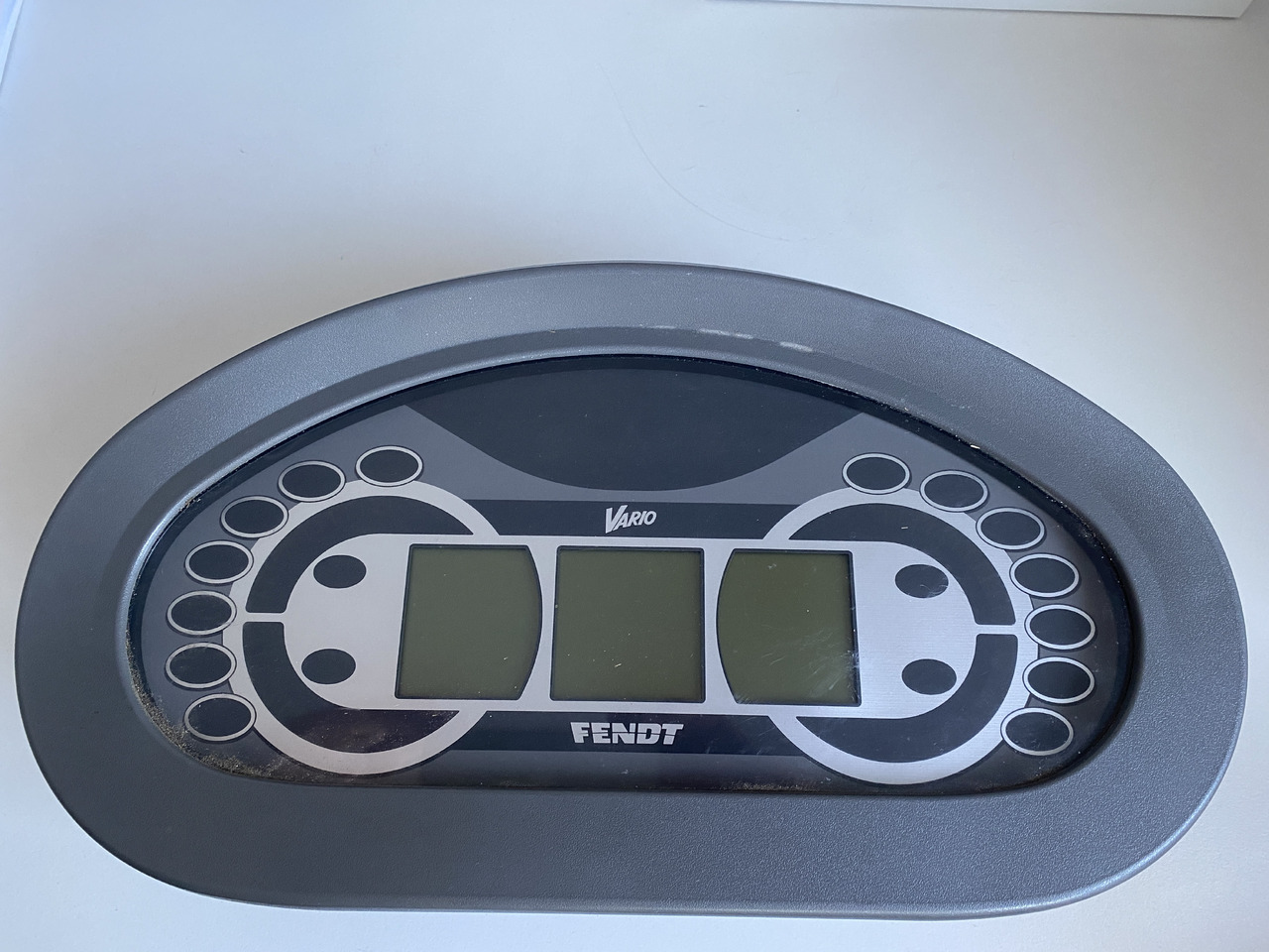 Fendt 826 828 934 936 Vario - licznik G339970010022 - Dasbor untuk Traktor: gambar 1 Fendt 826 828 934 936 Vario - licznik G339970010022 - Dasbor untuk Traktor: gambar 1
