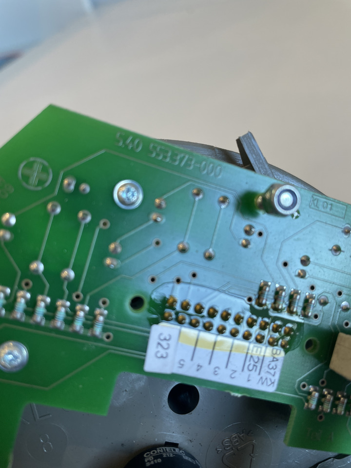 Fendt 920 - pulpit panel sterujący moduł EHR przód - Dasbor untuk Peralatan pertanian: gambar 2 Fendt 920 - pulpit panel sterujący moduł EHR przód - Dasbor untuk Peralatan pertanian: gambar 2