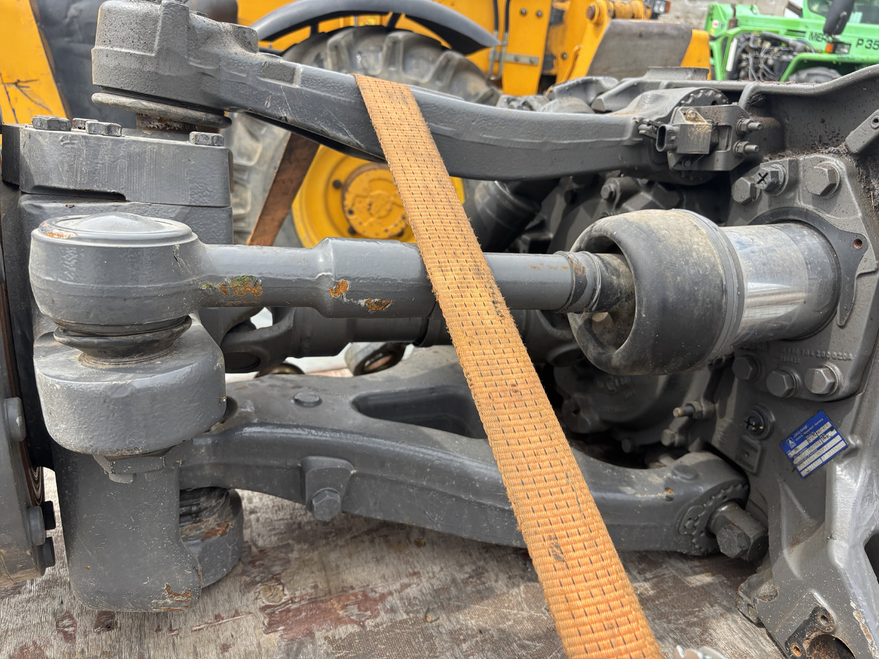 Fendt 936 939 Vario - most przedni CZĘŚCI - zwolnica zwrotnica obudowa siłownik 980/10141854 - Buku jari kemudi untuk Peralatan pertanian: gambar 4 Fendt 936 939 Vario - most przedni CZĘŚCI - zwolnica zwrotnica obudowa siłownik 980/10141854 - Buku jari kemudi untuk Peralatan pertanian: gambar 4