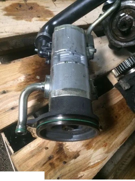 Fendt 936 - Pompa Hydrauliki Rexroth Tandem - Pompa hidrolik untuk Peralatan pertanian: gambar 1 Fendt 936 - Pompa Hydrauliki Rexroth Tandem - Pompa hidrolik untuk Peralatan pertanian: gambar 1