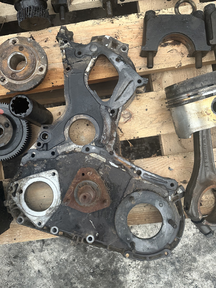 Fiat 780dt Fiat 8045 głowica cylindrów , klawiatura głowicy , rozrząd , części - Kepala silinder untuk Peralatan pertanian: gambar 5 Fiat 780dt Fiat 8045 głowica cylindrów , klawiatura głowicy , rozrząd , części - Kepala silinder untuk Peralatan pertanian: gambar 5