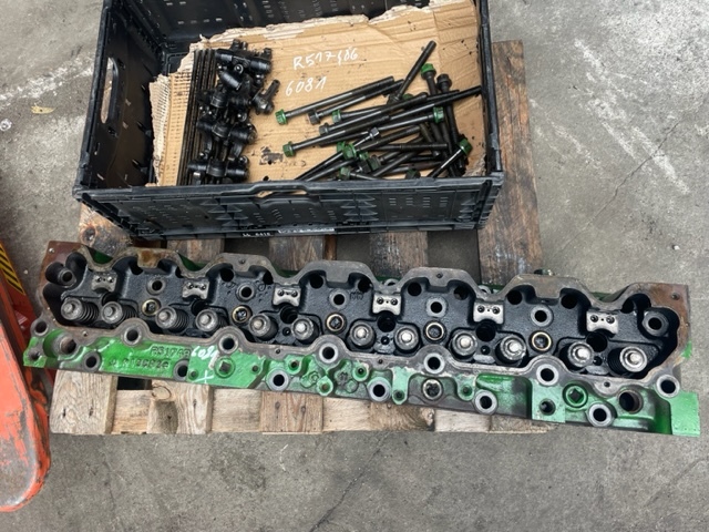 Głowica Cylindrów John Deere RG6081 , R517486 - Kepala silinder untuk Peralatan pertanian: gambar 3 Głowica Cylindrów John Deere RG6081 , R517486 - Kepala silinder untuk Peralatan pertanian: gambar 3