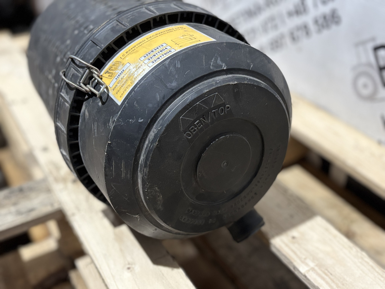 JCB 332/E3413 Filtr Powietrza Obudowa Filtra Powietrza - Filter udara untuk Peralatan konstruksi: gambar 4 JCB 332/E3413 Filtr Powietrza Obudowa Filtra Powietrza - Filter udara untuk Peralatan konstruksi: gambar 4