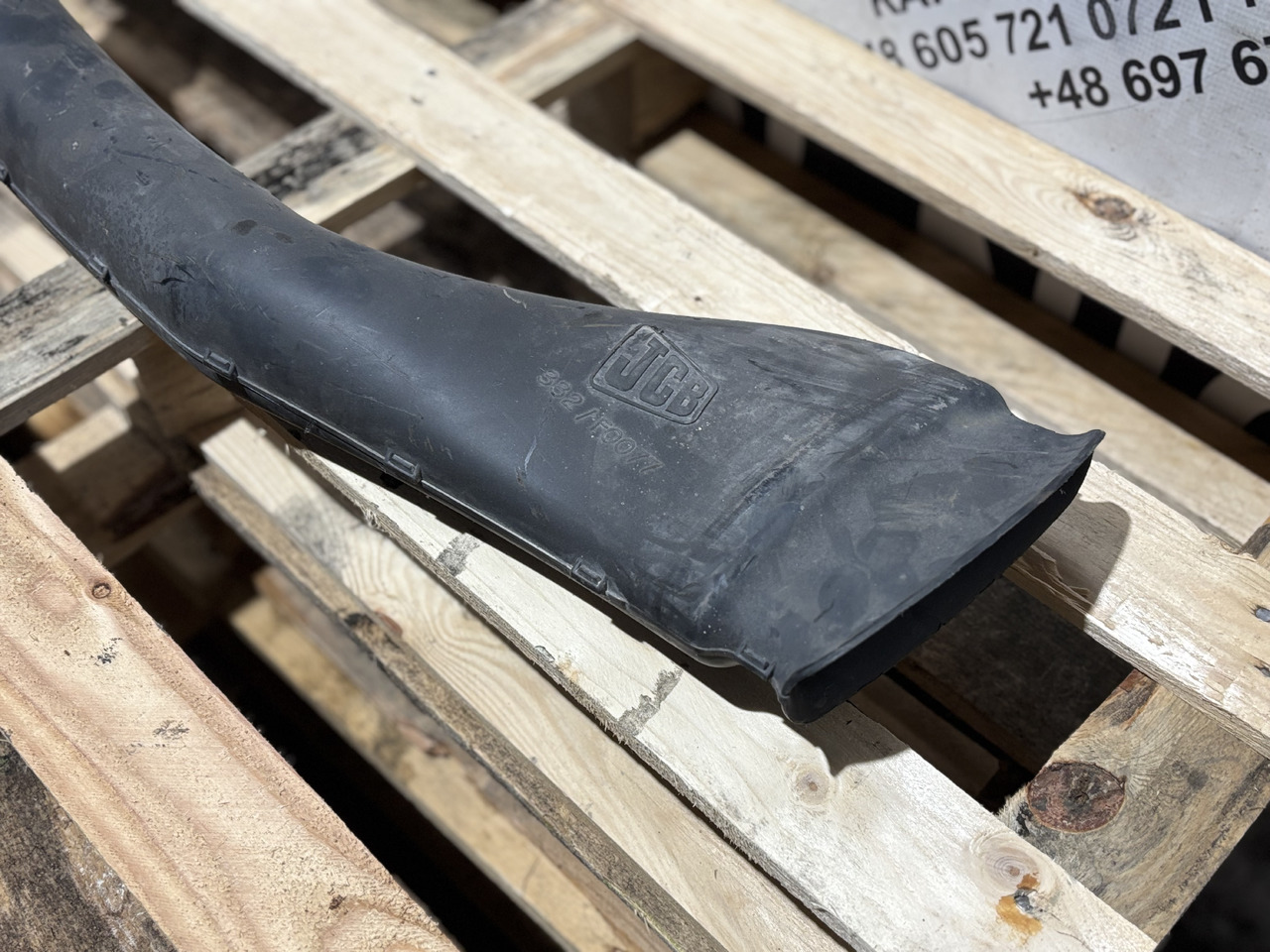 JCB 332/F0077 Kanał Rura Wlotowa - Pipa pemasukan udara untuk Peralatan konstruksi: gambar 3 JCB 332/F0077 Kanał Rura Wlotowa - Pipa pemasukan udara untuk Peralatan konstruksi: gambar 3