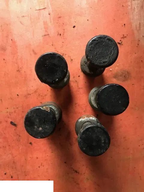 JCB 3cx - Szpilki Koła - Baut roda untuk Peralatan pertanian: gambar 1 JCB 3cx - Szpilki Koła - Baut roda untuk Peralatan pertanian: gambar 1