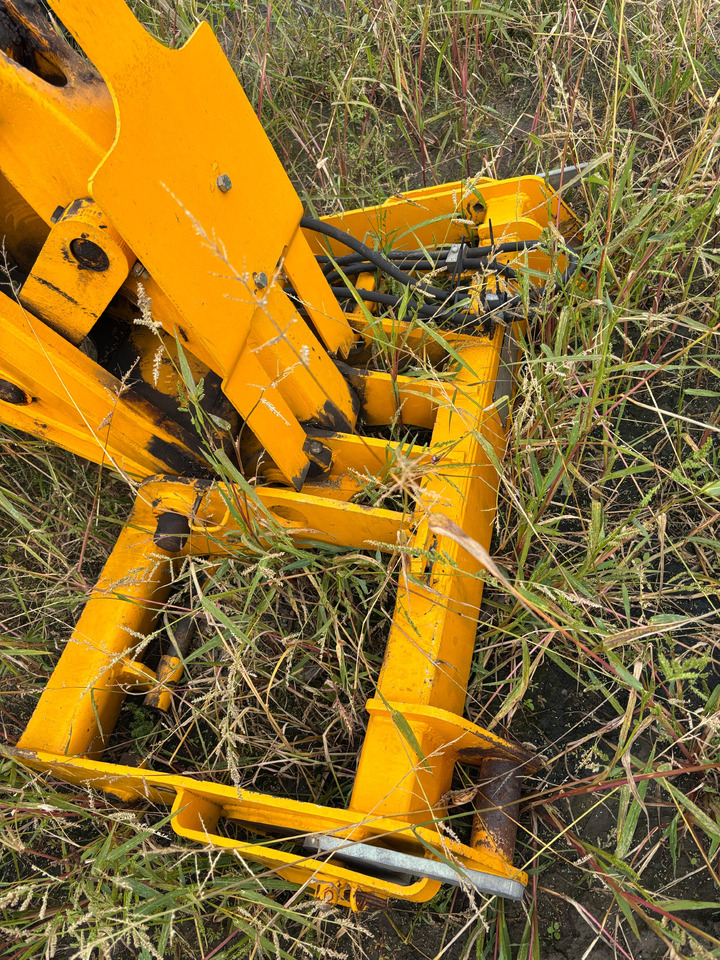 JCB 527-58 Karetka Q-Fit - Skrup cepat: gambar 2 JCB 527-58 Karetka Q-Fit - Skrup cepat: gambar 2