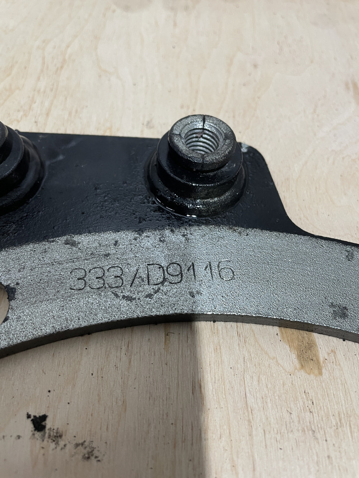 JCB 531-70 mocowanie czujnika 333/D9116 - Sistem listrik untuk Peralatan pertanian: gambar 2 JCB 531-70 mocowanie czujnika 333/D9116 - Sistem listrik untuk Peralatan pertanian: gambar 2