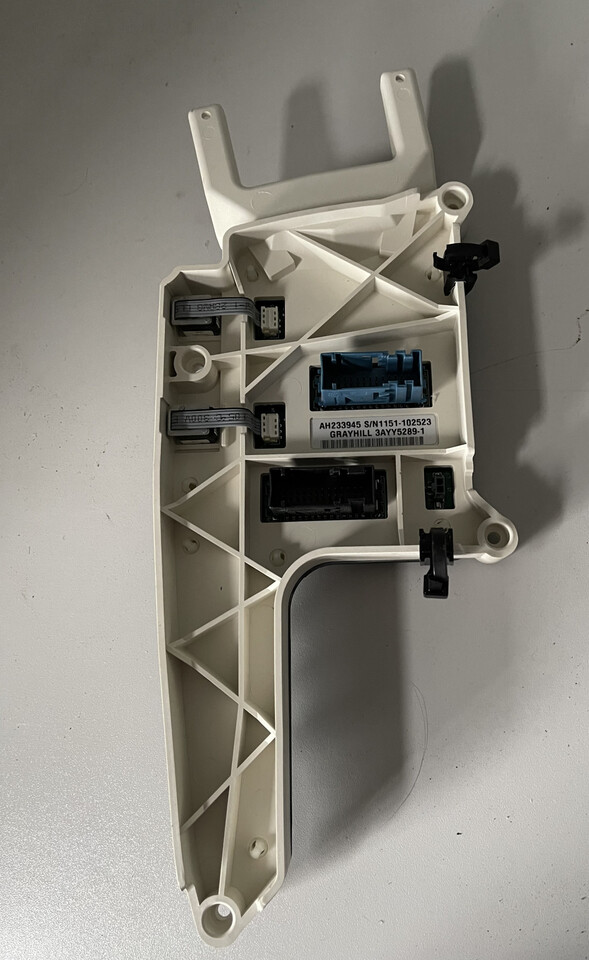 JOHN DEERE AH 233945-panel/moduł przełączników - Dasbor untuk Peralatan pertanian: gambar 2 JOHN DEERE AH 233945-panel/moduł przełączników - Dasbor untuk Peralatan pertanian: gambar 2