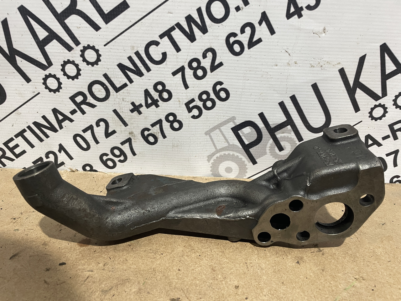 John Deere 6068 - wspornik uchwyt pompy oleju R542076 R542025 - Pompa minyak untuk Peralatan pertanian: gambar 3 John Deere 6068 - wspornik uchwyt pompy oleju R542076 R542025 - Pompa minyak untuk Peralatan pertanian: gambar 3