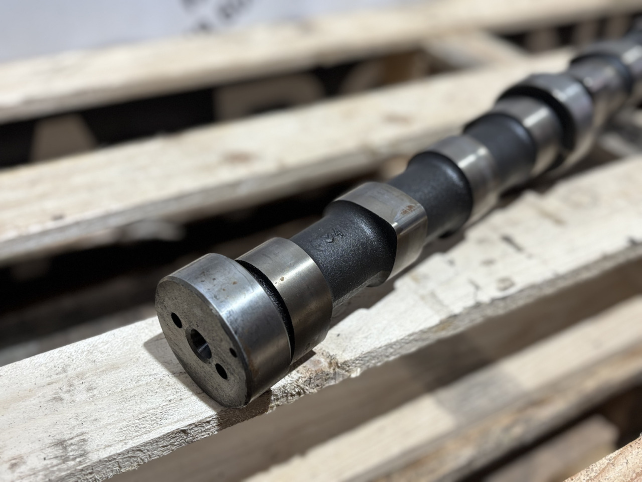 John Deere 6081 7700 7800 8200 8300 9100 Wałek Rozrządu R120872 R104589 - Camshaft untuk Peralatan pertanian: gambar 2 John Deere 6081 7700 7800 8200 8300 9100 Wałek Rozrządu R120872 R104589 - Camshaft untuk Peralatan pertanian: gambar 2