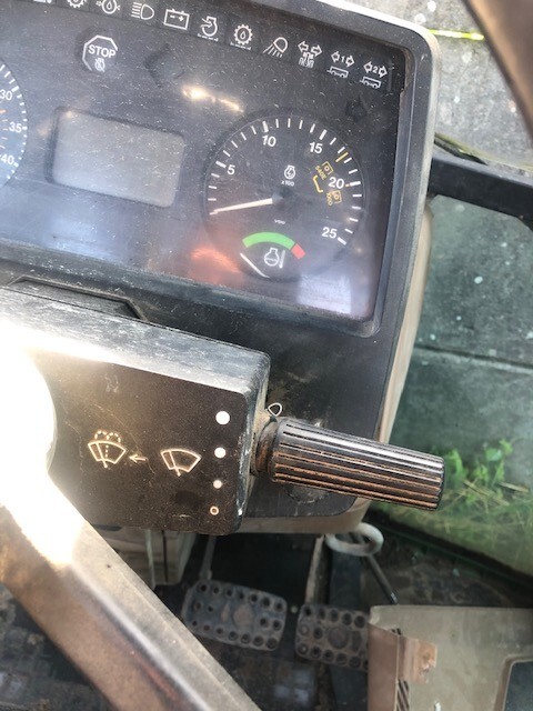 John Deere 6200 | 6300 | 6400 - Licznik - Dasbor untuk Peralatan pertanian: gambar 1 John Deere 6200 | 6300 | 6400 - Licznik - Dasbor untuk Peralatan pertanian: gambar 1