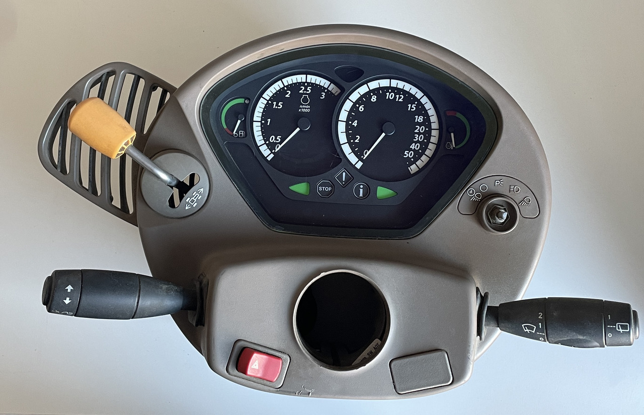 John Deere 6534 - moduł zegary panel instrumentów rewers - AL179168 - Dasbor untuk Peralatan pertanian: gambar 1 John Deere 6534 - moduł zegary panel instrumentów rewers - AL179168 - Dasbor untuk Peralatan pertanian: gambar 1