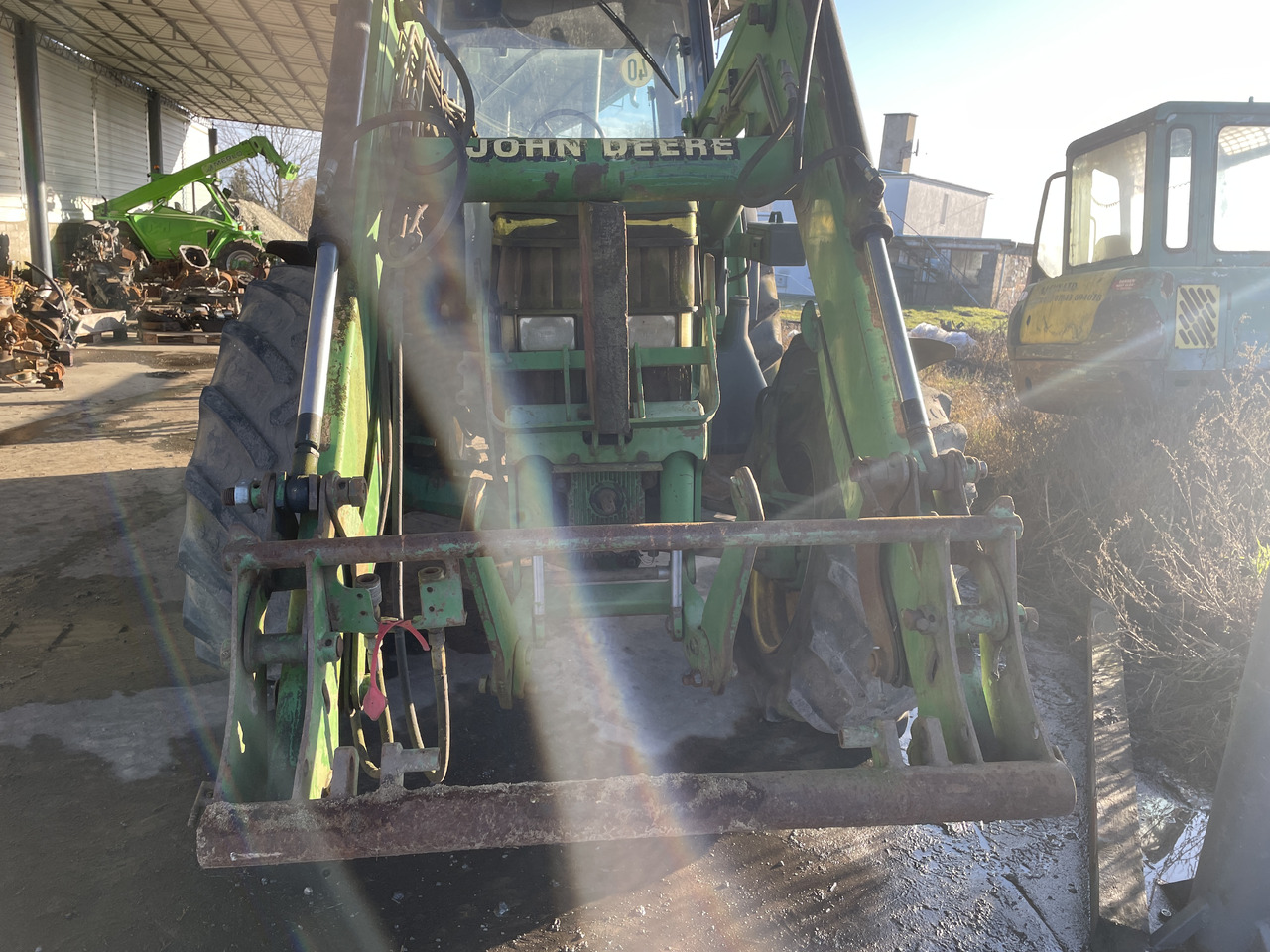 John Deere 6810 - przedni ładowacz TUR 731 - Pemuat depan untuk traktor: gambar 4 John Deere 6810 - przedni ładowacz TUR 731 - Pemuat depan untuk traktor: gambar 4