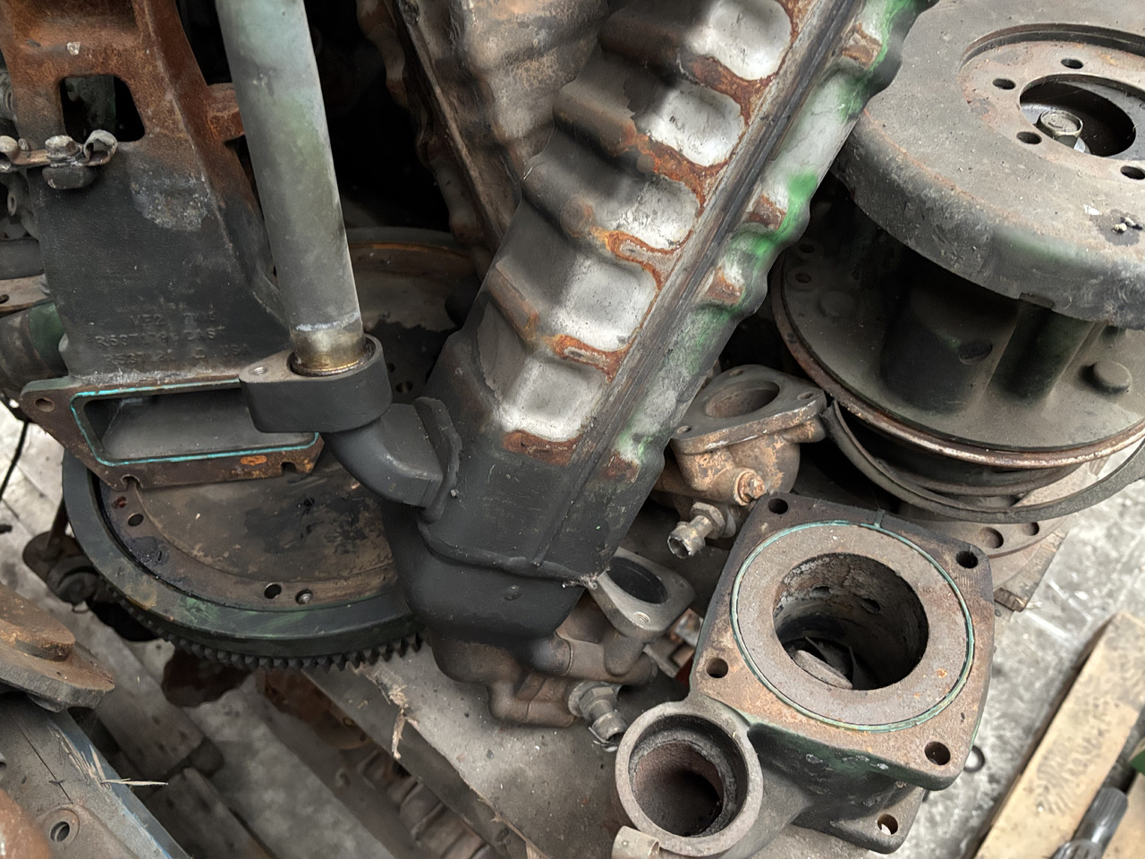 John Deere 7230 7280 8260 8310 9370 670 Silnik Blok Koło Zamachowe CZĘŚCI RE538143 R537181 - Roda gila untuk Peralatan pertanian: gambar 3 John Deere 7230 7280 8260 8310 9370 670 Silnik Blok Koło Zamachowe CZĘŚCI RE538143 R537181 - Roda gila untuk Peralatan pertanian: gambar 3