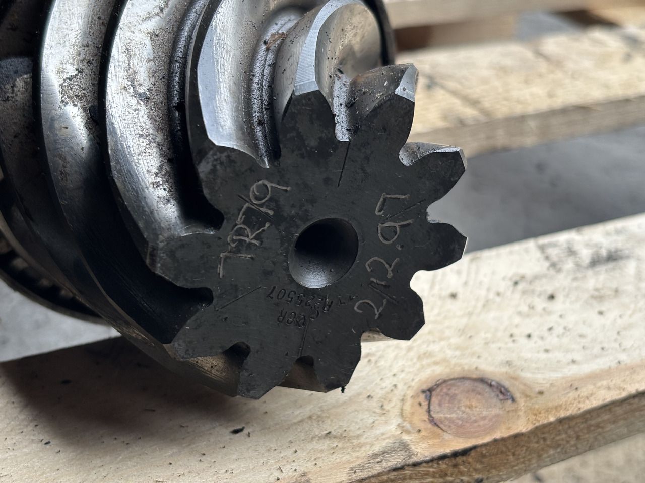 John Deere 7530 6170 6210 Mechanizm Różnicowy Atak RE565816 RE325246 R225505 R225507 - Gigi diferensial untuk Peralatan pertanian: gambar 1 John Deere 7530 6170 6210 Mechanizm Różnicowy Atak RE565816 RE325246 R225505 R225507 - Gigi diferensial untuk Peralatan pertanian: gambar 1
