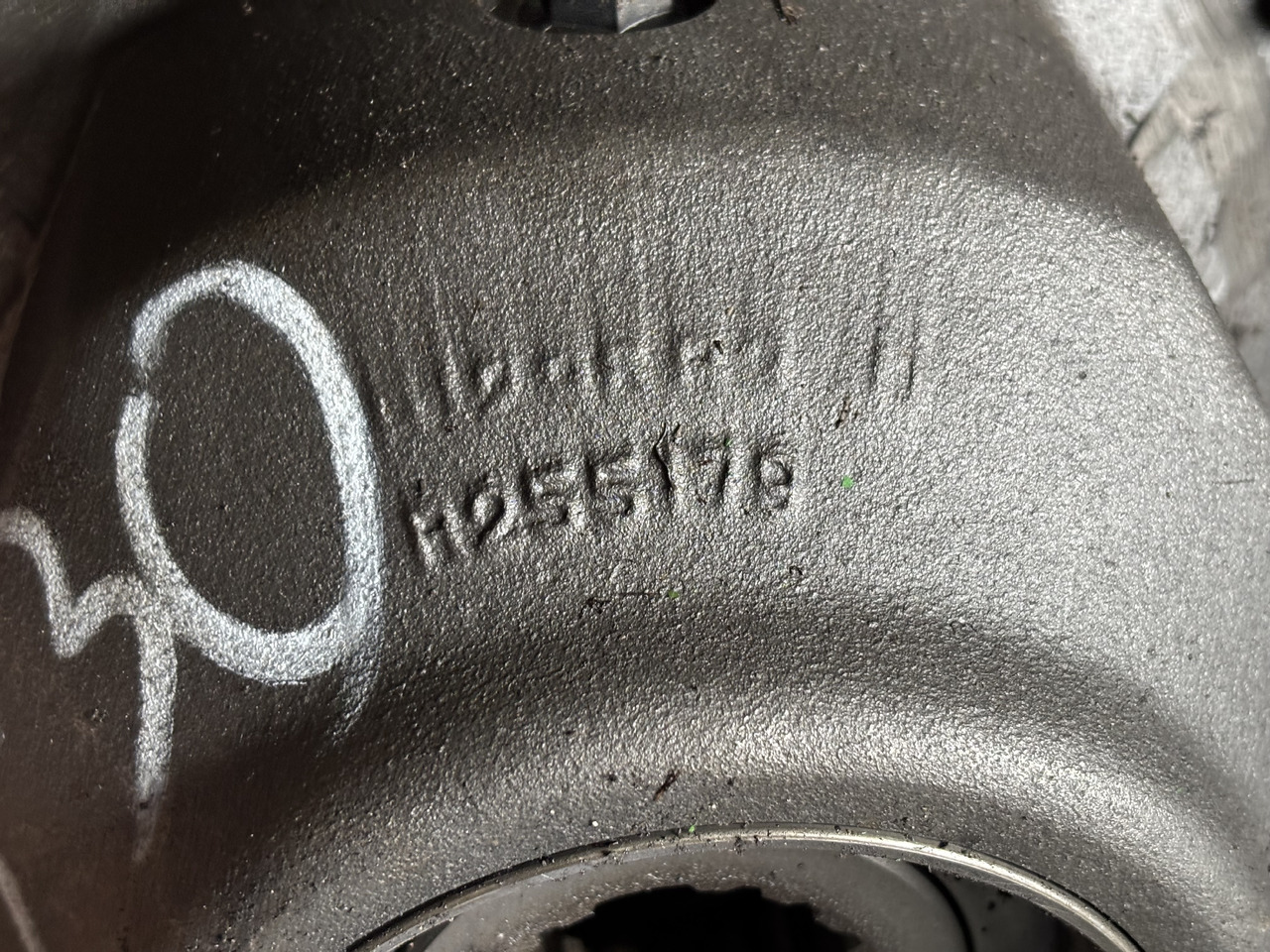 Penularan untuk Peralatan pertanian John Deere 7530 Mechanizm Różnicowy Atak Wał Zębatka RE225508 R225505, R225507: gambar 6