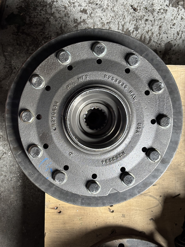 Penularan untuk Peralatan pertanian John Deere 7530 Mechanizm Różnicowy Atak Wał Zębatka RE225508 R225505, R225507: gambar 8