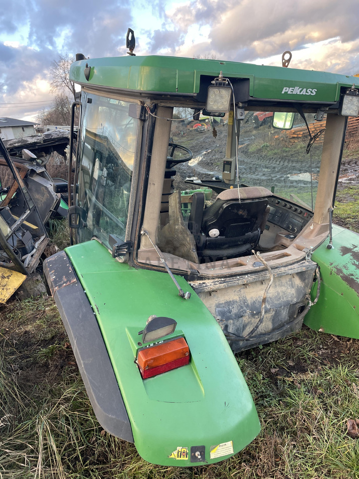 John Deere 8210 - błotniki błotnik lewy R157015 - Spatbor untuk Peralatan pertanian: gambar 2 John Deere 8210 - błotniki błotnik lewy R157015 - Spatbor untuk Peralatan pertanian: gambar 2