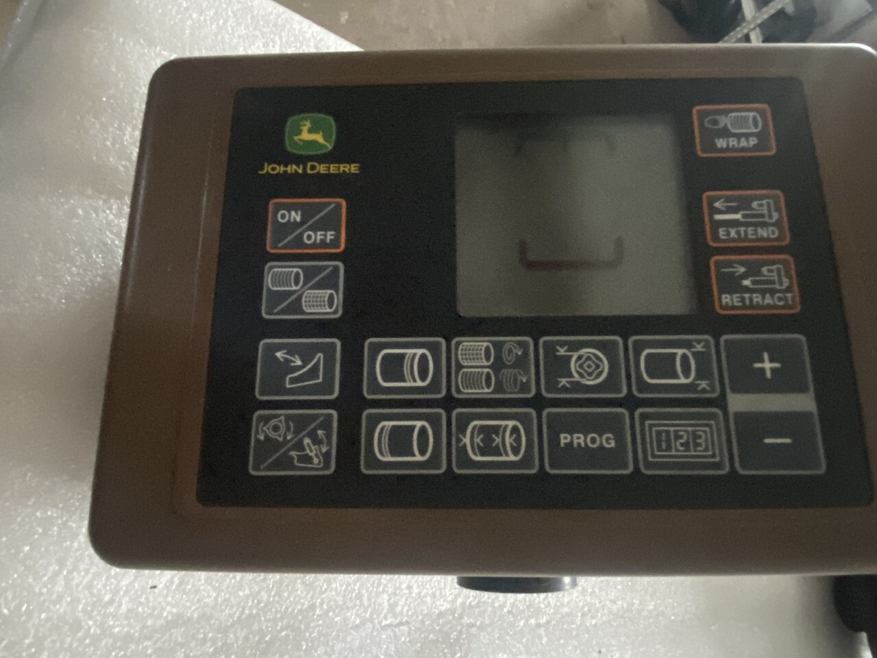 John Deere DC212852 / DC218185 - Monitor REMAN - Dasbor untuk Peralatan pertanian: gambar 1 John Deere DC212852 / DC218185 - Monitor REMAN - Dasbor untuk Peralatan pertanian: gambar 1