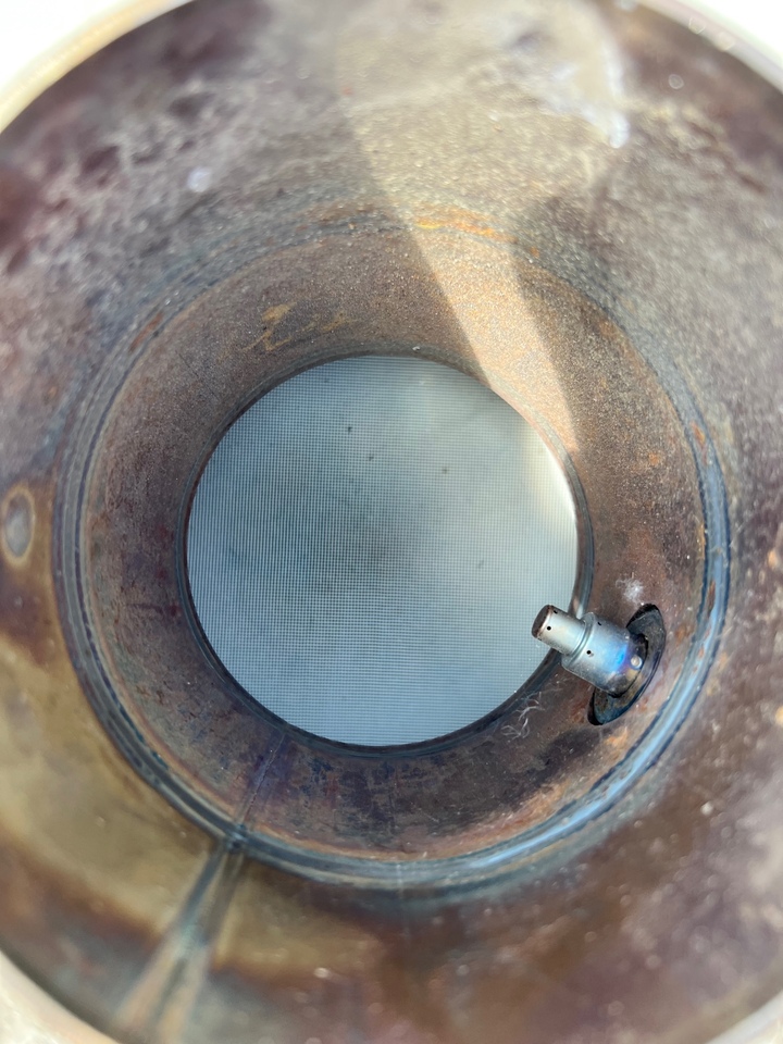 John Deere Katalizator DZ100798 - Konverter katalitik untuk Peralatan pertanian: gambar 5 John Deere Katalizator DZ100798 - Konverter katalitik untuk Peralatan pertanian: gambar 5