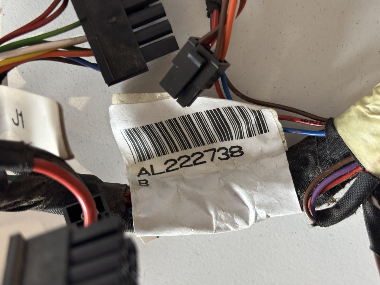 John Deere Wiązka Elektronika Kabli Podłokietnika NGOI MFTC AL222738 - Kabel/ Kawat harness untuk Peralatan pertanian: gambar 5 John Deere Wiązka Elektronika Kabli Podłokietnika NGOI MFTC AL222738 - Kabel/ Kawat harness untuk Peralatan pertanian: gambar 5