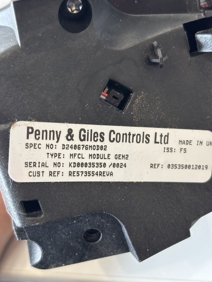 John Deere seria 6000 7000 8000 R - joystick 5-funkcyjny CommandARM RE573554 - Tongkat gigi untuk Peralatan pertanian: gambar 5 John Deere seria 6000 7000 8000 R - joystick 5-funkcyjny CommandARM RE573554 - Tongkat gigi untuk Peralatan pertanian: gambar 5