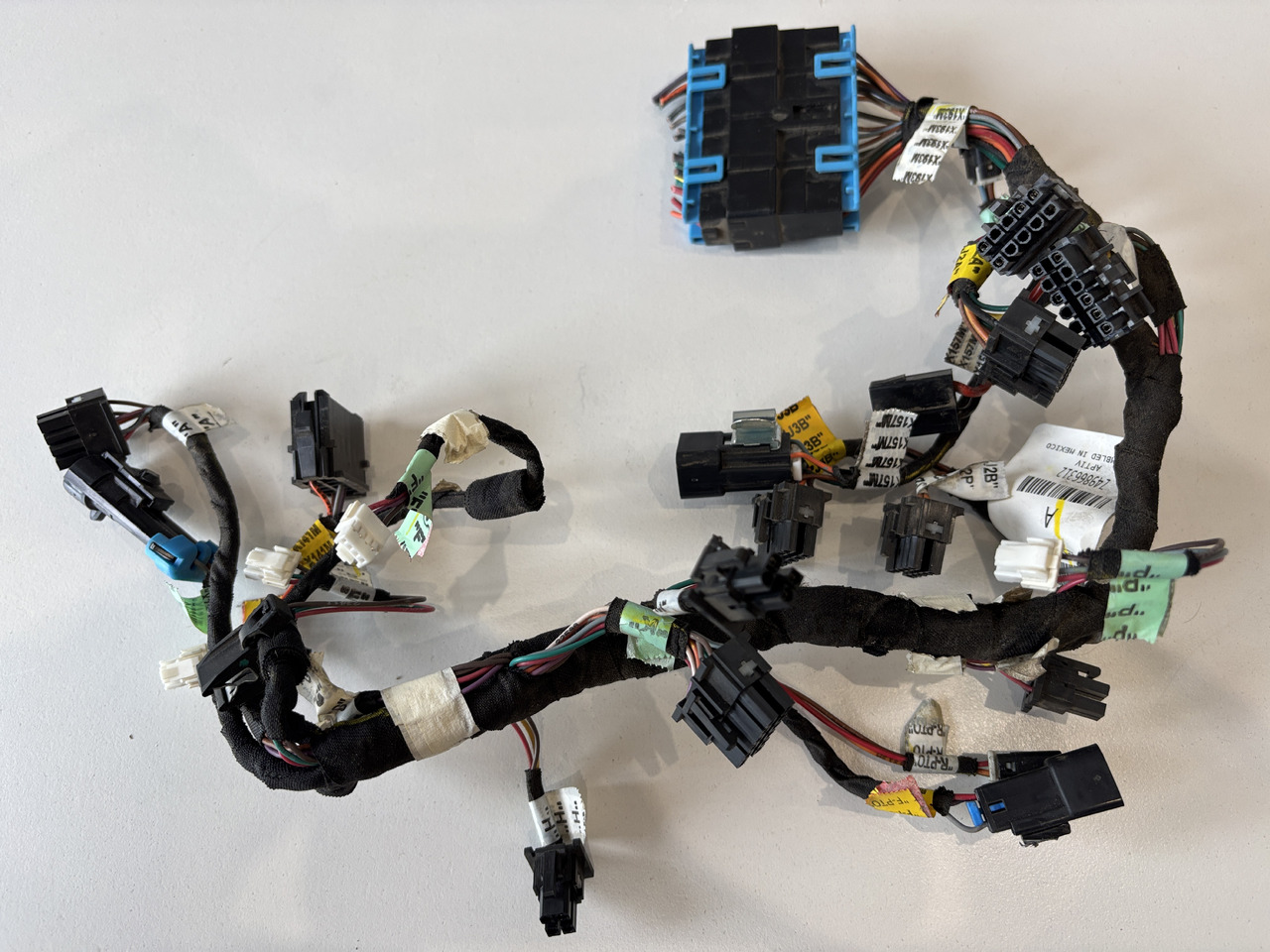 John Deere seria 6000 7000 8000 R - wiązka el. podłokietnika CommandARM RE566687 - Kabel/ Kawat harness untuk Peralatan pertanian: gambar 2 John Deere seria 6000 7000 8000 R - wiązka el. podłokietnika CommandARM RE566687 - Kabel/ Kawat harness untuk Peralatan pertanian: gambar 2