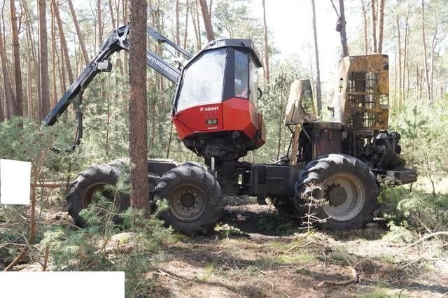 Komatsu Valmet - Piasta - Hub roda untuk Mesin kehutanan: gambar 1 Komatsu Valmet - Piasta - Hub roda untuk Mesin kehutanan: gambar 1