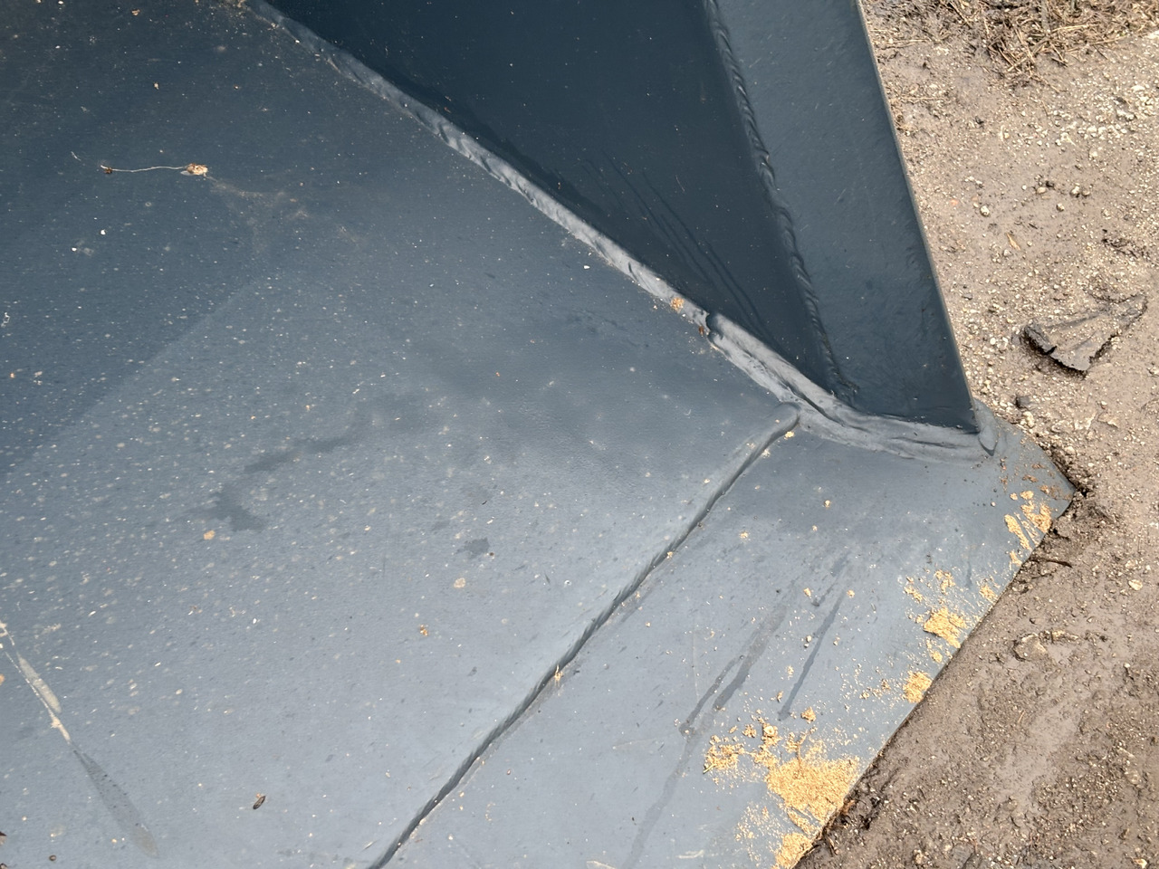 Łyżka Objętościowa 2,3m 1,01 m3 z mocowaniem do ładowarki Manitou. - Ember loader: gambar 1 Łyżka Objętościowa 2,3m 1,01 m3 z mocowaniem do ładowarki Manitou. - Ember loader: gambar 1