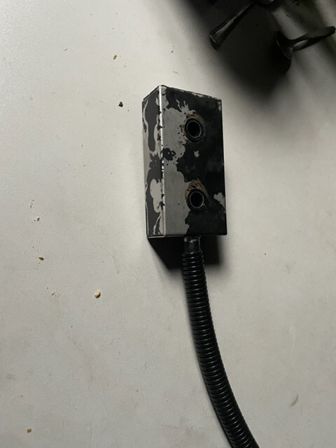 Manitou Bobcat Massey Ferguson - Czujnik Przeciąźenia ~ Czujnik - Sensor untuk Peralatan pertanian: gambar 1 Manitou Bobcat Massey Ferguson - Czujnik Przeciąźenia ~ Czujnik - Sensor untuk Peralatan pertanian: gambar 1