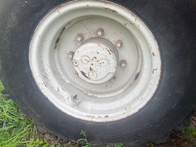 Manitou Felga Felgi 20 cali , 405/70-20 - Pelek untuk Peralatan pertanian: gambar 2 Manitou Felga Felgi 20 cali , 405/70-20 - Pelek untuk Peralatan pertanian: gambar 2