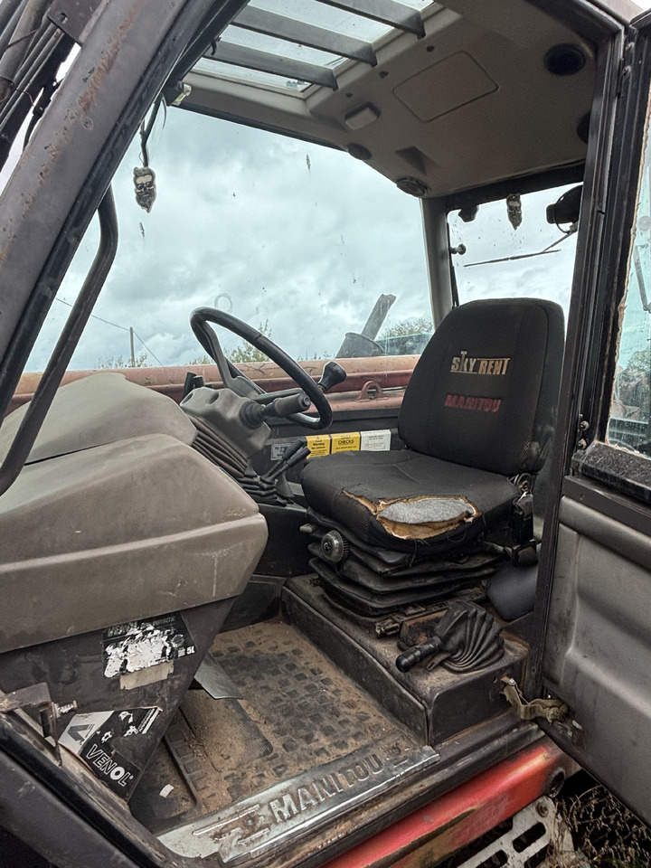Manitou MT 1740 SLT  - Ładowarka Teleskopowa - Fotel Kanapa Siedzenie Kierowcy - Tempat duduk untuk Telehandler: gambar 1 Manitou MT 1740 SLT  - Ładowarka Teleskopowa - Fotel Kanapa Siedzenie Kierowcy - Tempat duduk untuk Telehandler: gambar 1