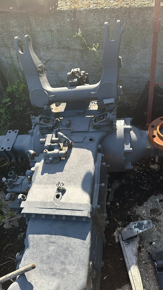 Massey Ferguson 5410 - 5430 claas arion most tylny zwolnica Wom częściej - Final drive untuk Peralatan pertanian: gambar 1 Massey Ferguson 5410 - 5430 claas arion most tylny zwolnica Wom częściej - Final drive untuk Peralatan pertanian: gambar 1