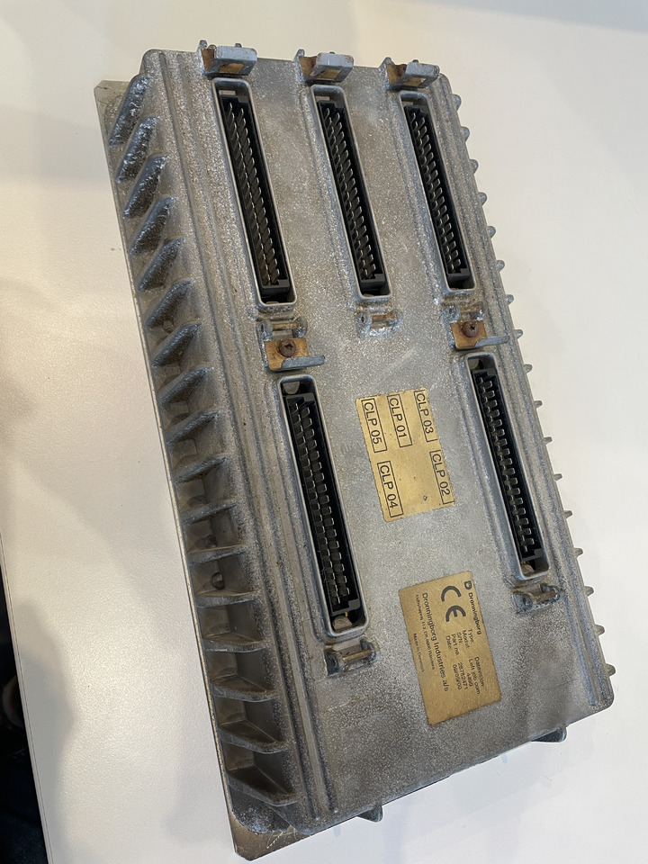 Massey Fergusson Fendt - jednostka centralna komputer sterownik LEWY 28782471 - ECU untuk Peralatan pertanian: gambar 1 Massey Fergusson Fendt - jednostka centralna komputer sterownik LEWY 28782471 - ECU untuk Peralatan pertanian: gambar 1