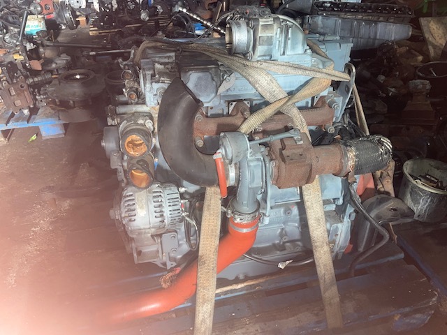 Mesin untuk Peralatan pertanian Merlo silnik Deutz TCD2012L042V: gambar 8
