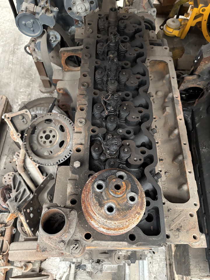 New Holland T6.175 Silnik 4.5 L 175 KM Na Części - Mesin untuk Peralatan pertanian: gambar 4 New Holland T6.175 Silnik 4.5 L 175 KM Na Części - Mesin untuk Peralatan pertanian: gambar 4