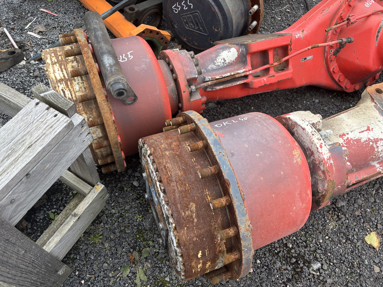 O&K O K 45 L45 L45.5 WLK45 OŚ Przednia Oś Tylnia 4517615 4922807 - Poros dan bagian untuk Peralatan untuk menangani material: gambar 5 O&K O K 45 L45 L45.5 WLK45 OŚ Przednia Oś Tylnia 4517615 4922807 - Poros dan bagian untuk Peralatan untuk menangani material: gambar 5