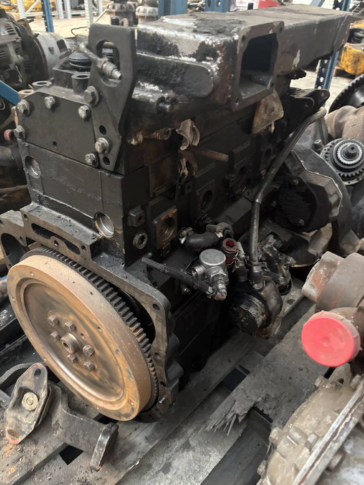 Perkins AB50557 1727/2200 Silnik CZĘŚCI - Suku Cadang Mesin untuk Peralatan pertanian: gambar 5 Perkins AB50557 1727/2200 Silnik CZĘŚCI - Suku Cadang Mesin untuk Peralatan pertanian: gambar 5