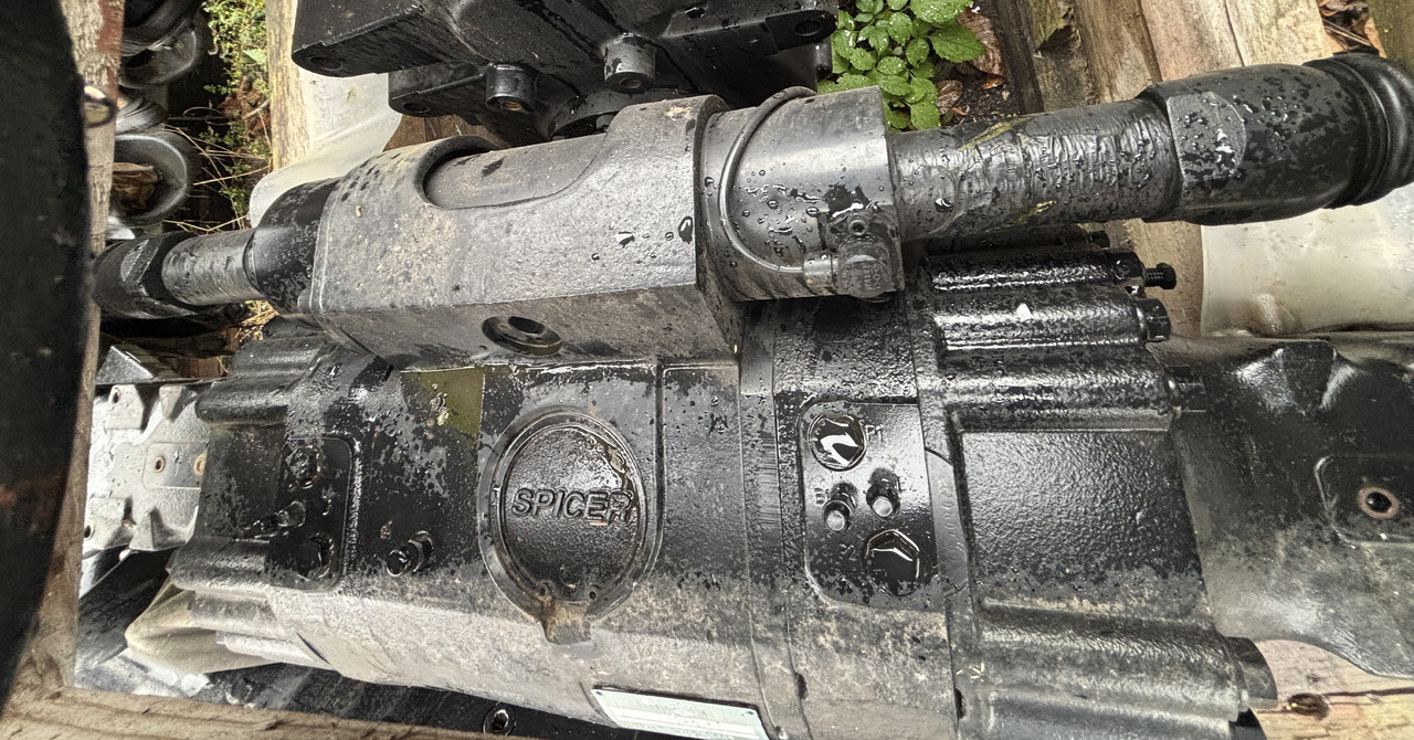 SPICER DANA 367/212/134 Sterowanie Drążek Przegub Cylinder CZĘŚCI NOWE - Batang reaksi untuk Peralatan konstruksi: gambar 5 SPICER DANA 367/212/134 Sterowanie Drążek Przegub Cylinder CZĘŚCI NOWE - Batang reaksi untuk Peralatan konstruksi: gambar 5